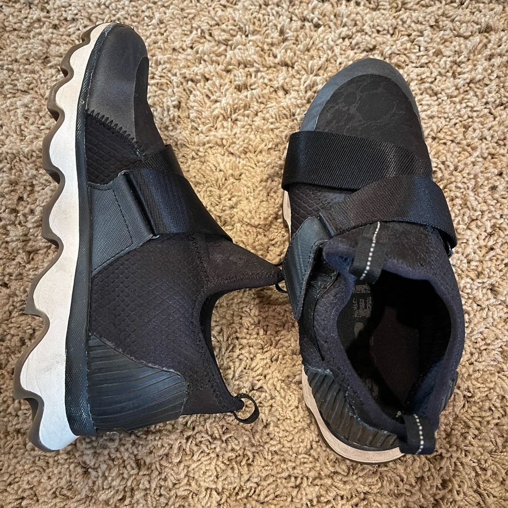 Sorel Kinetic tennis shoe